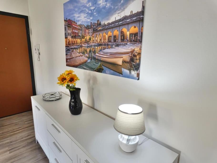 Welcome House Desenzano Center Apartment Desenzano del Garda Ngoại thất bức ảnh